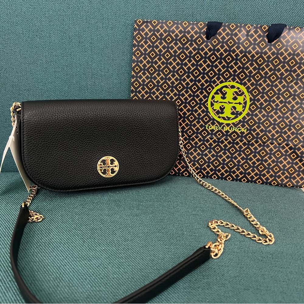 Tory Burch crossbody/clutch. NEW